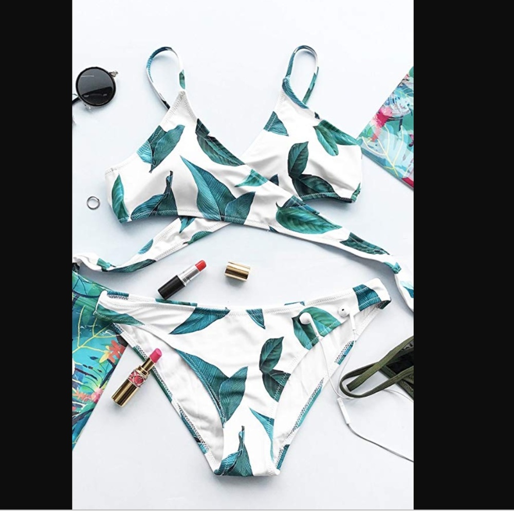 Cupshe  Fresh Leaves Printing Cross Set M